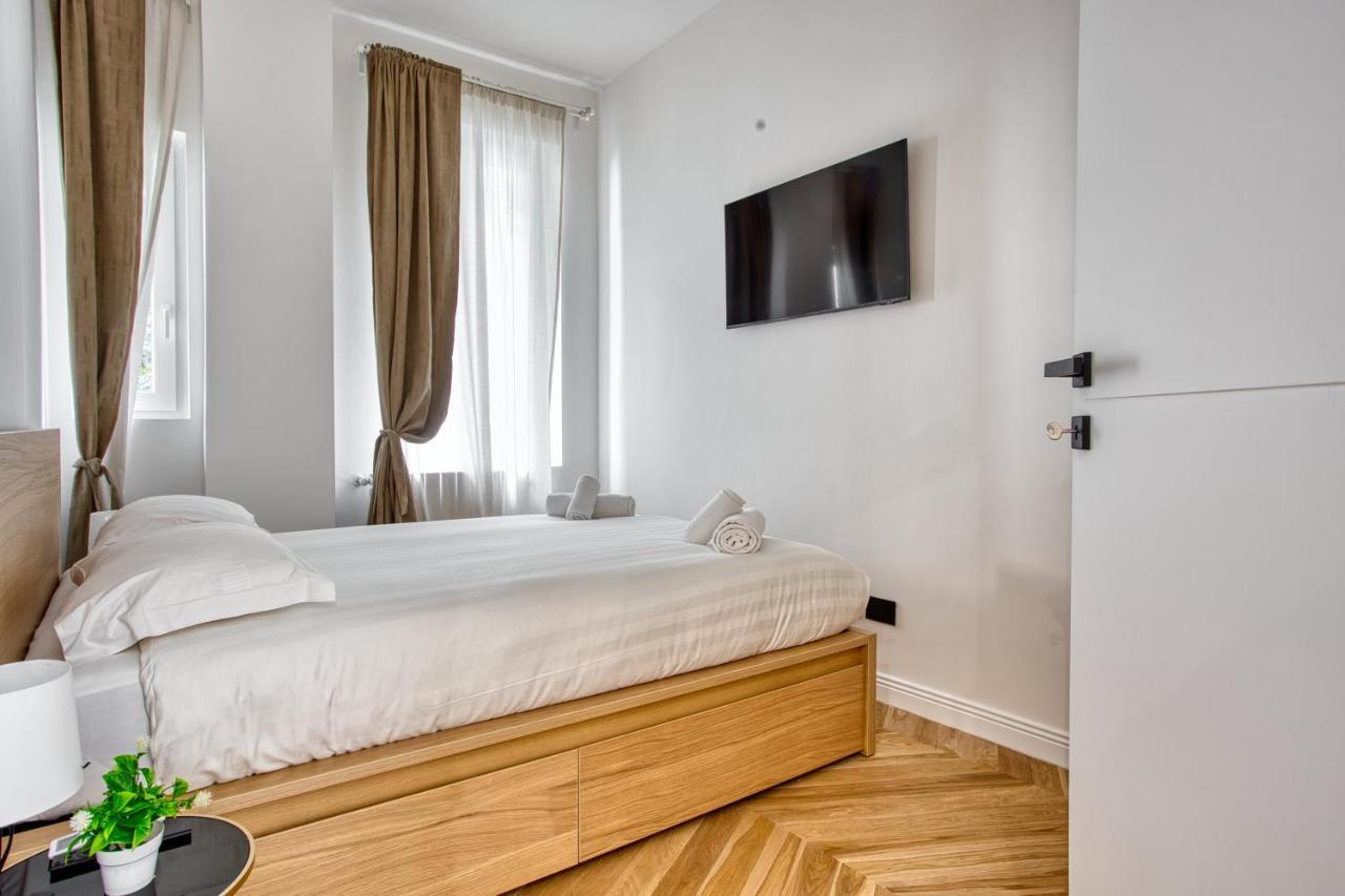 Apartmán Joivy Stunning Flat With Balcony Milán Exteriér fotografie